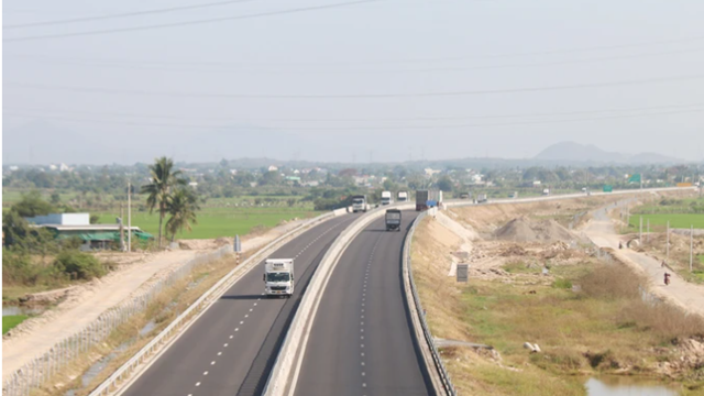 Năm rộn ràng của những công trình giao thông