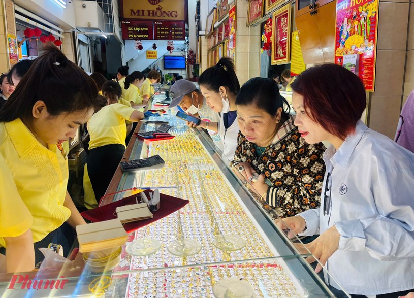Tổng hợp thông tin báo chí liên quan đến TP. HCM ngày 6/2/2025