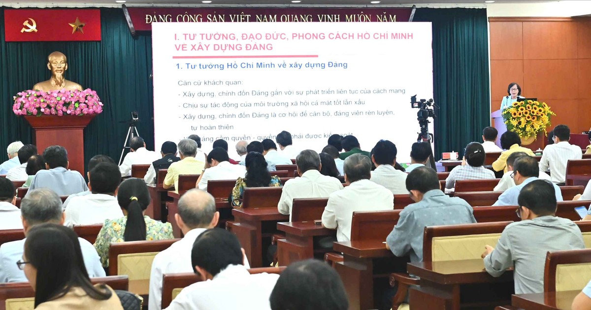 TPHCM tổ chức hội nghị học tập, quán triệt, triển khai thực hiện Chuyên đề năm 2025 trong học tập và làm theo Bác