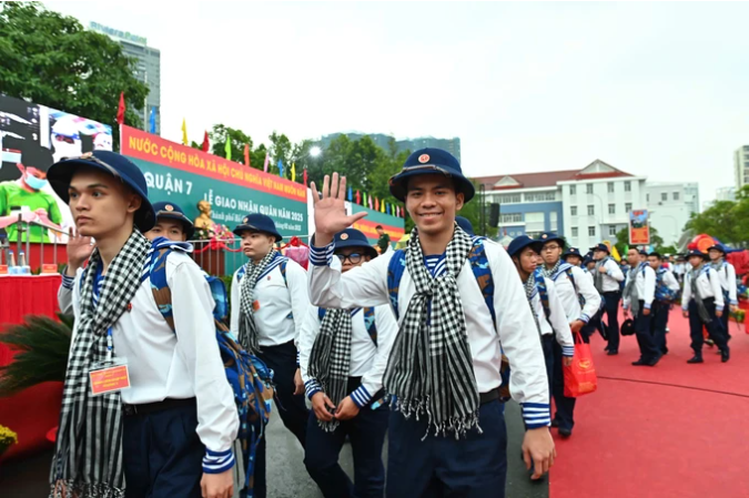 Các tân binh lên đường nhập ngũ. Ảnh: VIỆT DŨNG