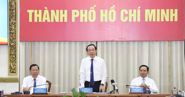 Thành ủy - UBND TP HCM điều động, bổ nhiệm nhiều cán bộ lãnh đạo