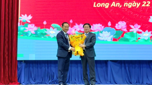 Chủ tịch Nguyễn Văn Được: Sẽ tháo gỡ vướng mắc trong liên kết giữa TP.HCM và ĐBSCL