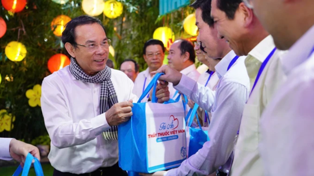 TPHCM tri ân các y, bác sĩ