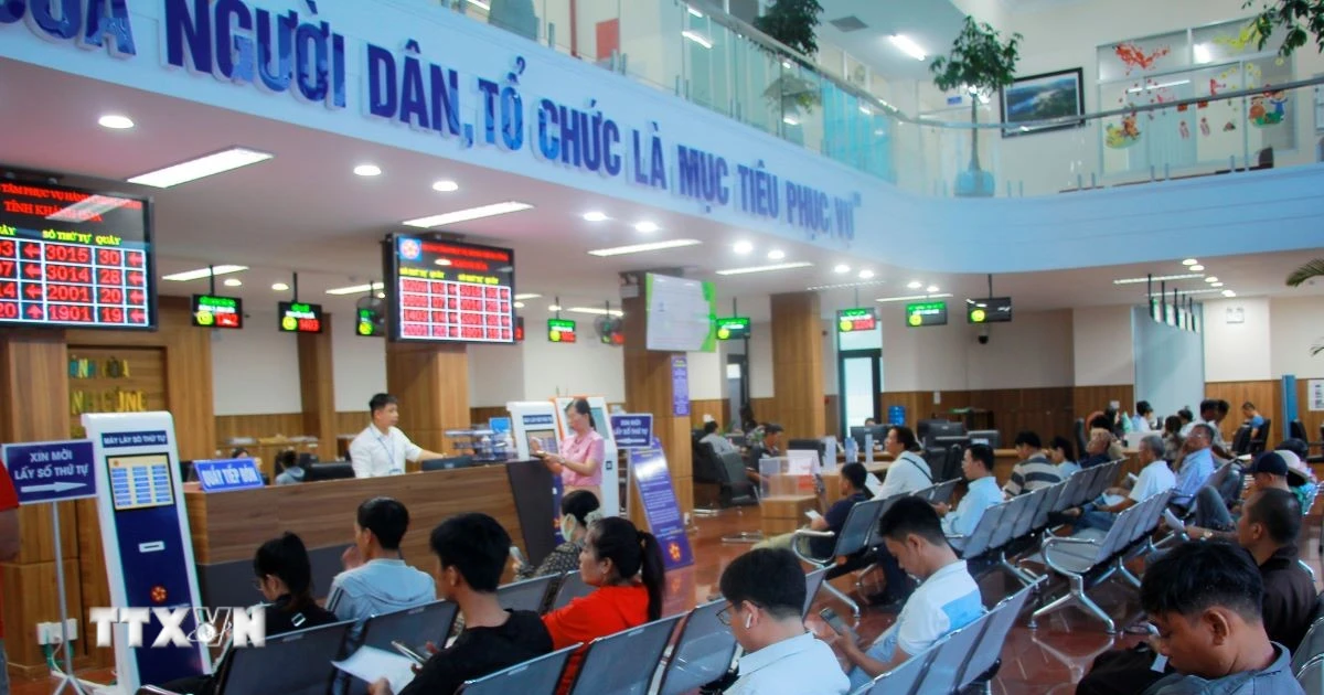 Thành phố Hồ Chí Minh: Các cơ quan hoạt động ổn định trong ngày đầu sau sắp xếp