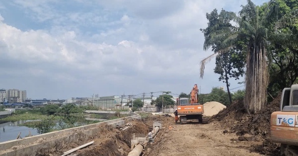 Chuẩn bị làm đường ven kênh dài nhất TP HCM