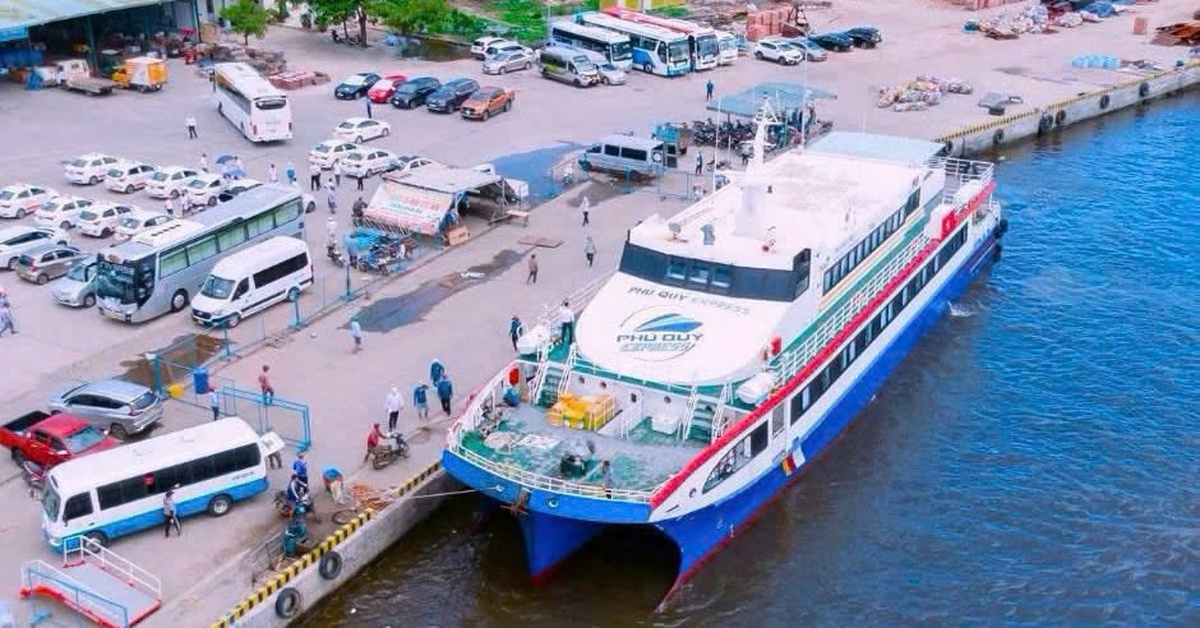 Tàu cao tốc từ TP.HCM đi Côn Đảo giá từ 720.000 đến 1.370.000 đồng