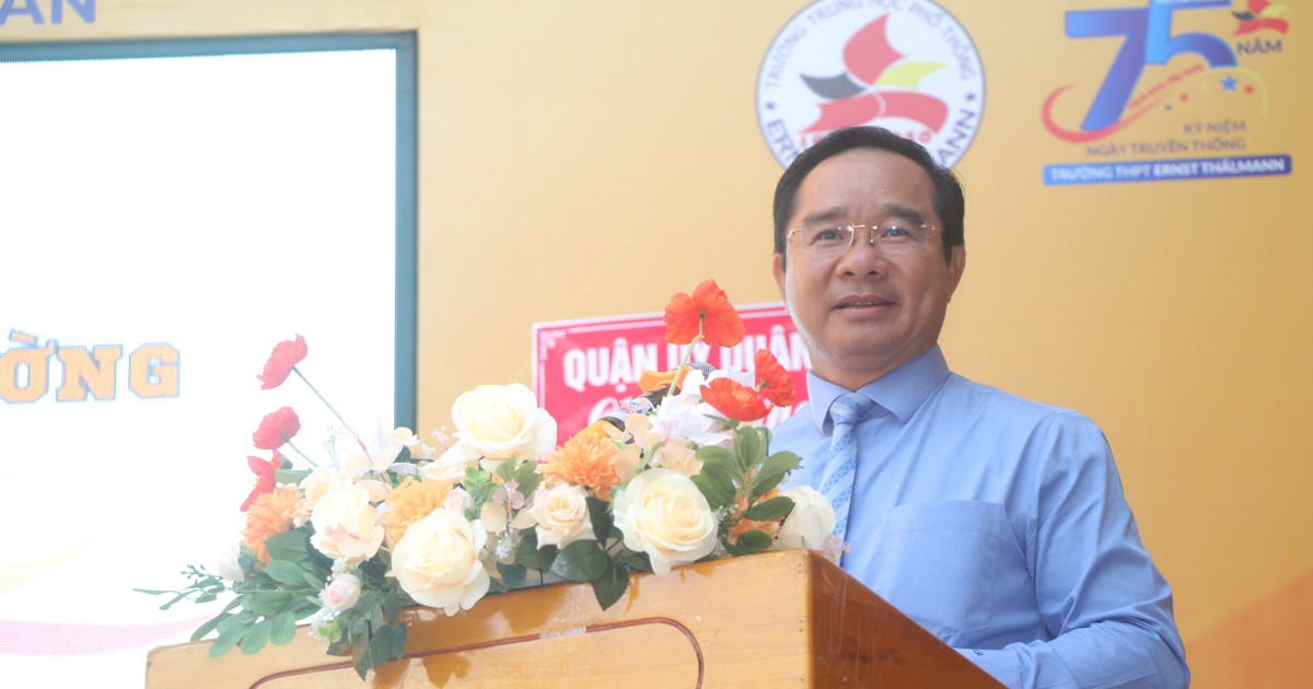 Chủ tịch UBND TP.HCM: Học sinh không chỉ học tập tri thức mà phải rèn luyện phẩm chất