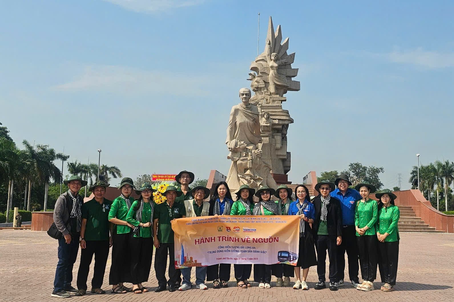 Trung tâm Báo chí TP.HCM và hành trình về nguồn đầy ý nghĩa