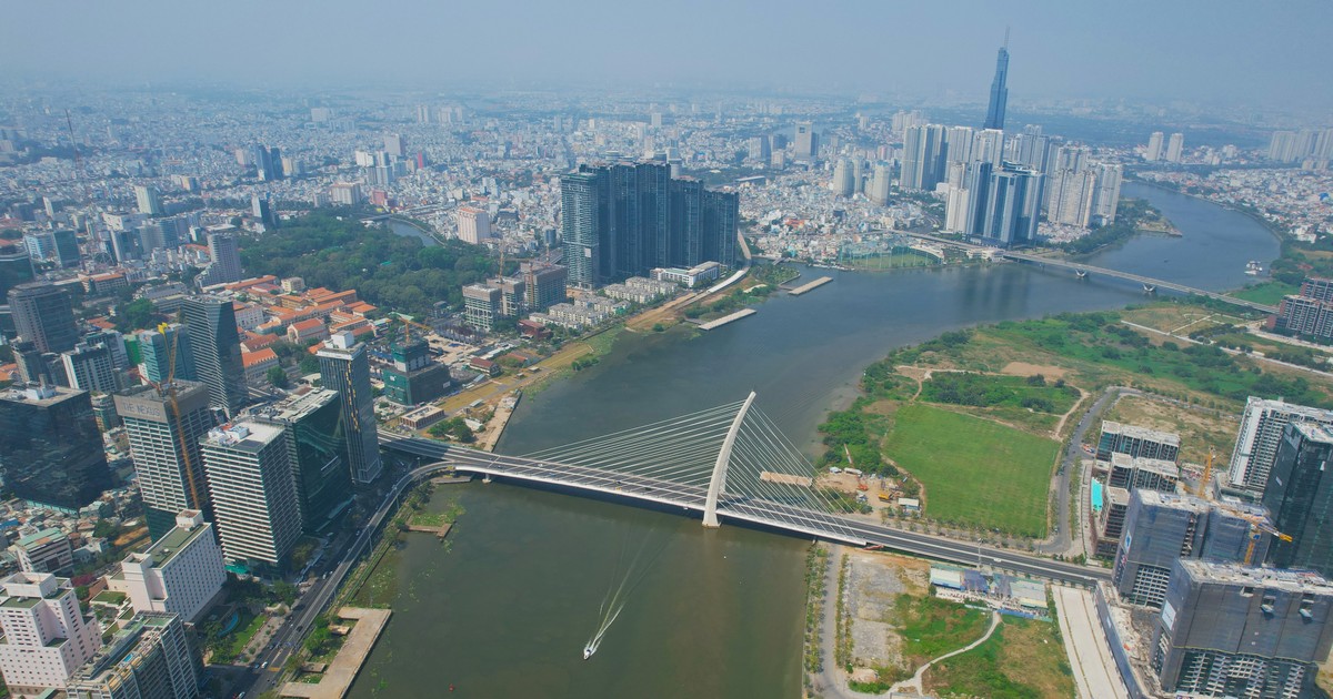 TP.HCM tổ chức hội thảo về thành tựu 50 năm xây dựng, bảo vệ và phát triển