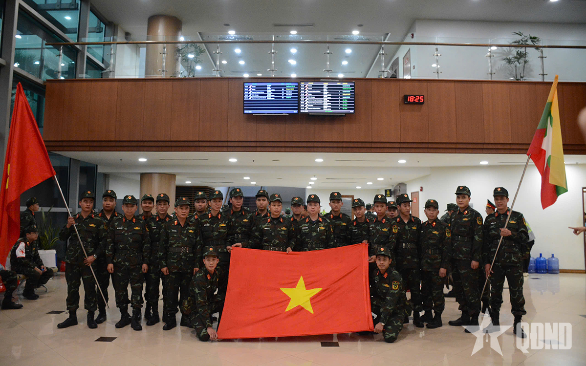 Đoàn Việt Nam bắt đầu cứu hộ, cứu nạn tại Myanmar