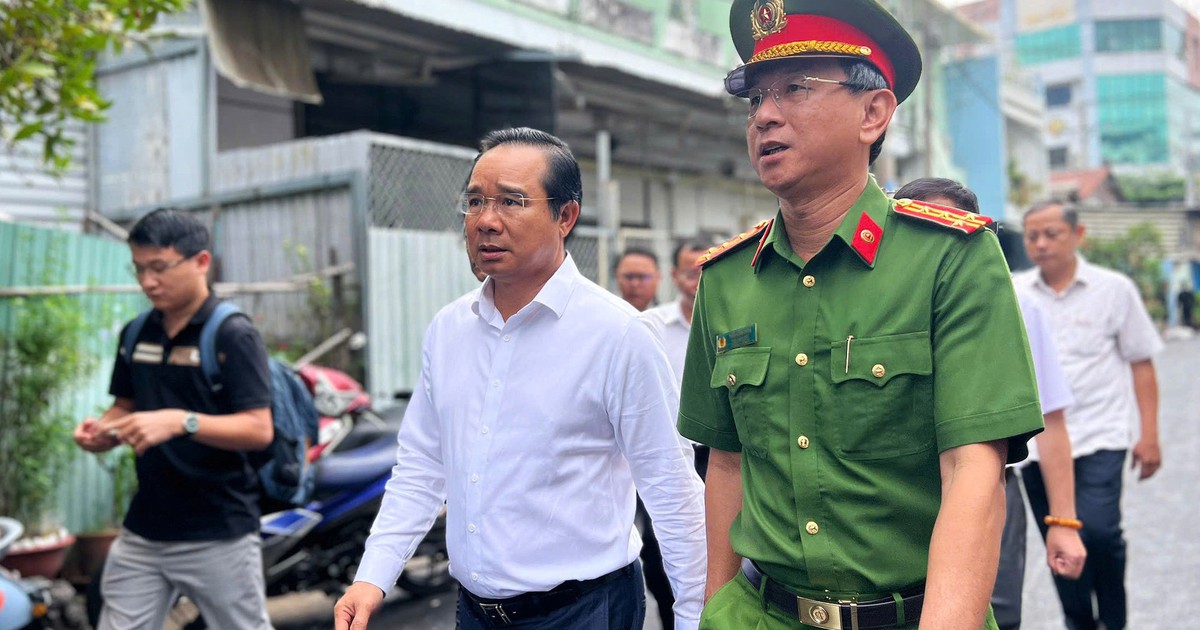 Cháy nhà Q.8 khiến 3 người tử vong: Chủ tịch UBND TP.HCM có mặt tại hiện trường chỉ đạo