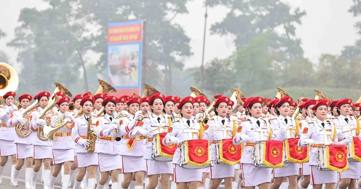 Bố trí 20 màn hình LED phục vụ người dân xem lễ diễu binh, diễu hành ngày 30/4