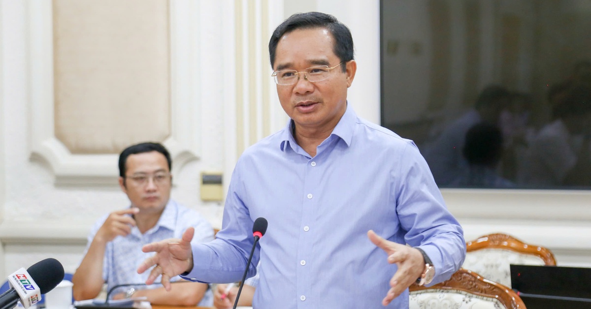 TP.HCM yêu cầu quận huyện tạm dừng sửa chữa trụ sở, mua sắm tài sản, thiết bị