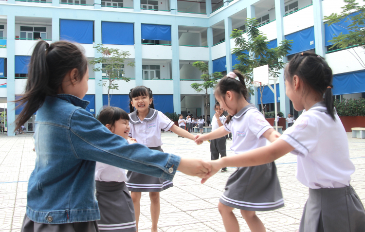 TPHCM khẩn trương tháo gỡ, đẩy nhanh tiến độ thực hiện Đề án 4.500 phòng học