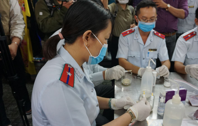 TPHCM kiểm tra an toàn thực phẩm tại các bếp ăn tập thể và cơ sở dịch vụ ăn uống