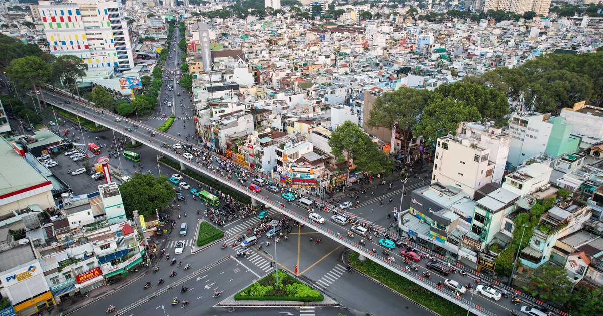 TP.HCM sẽ sáp nhập còn 102 phường, xã