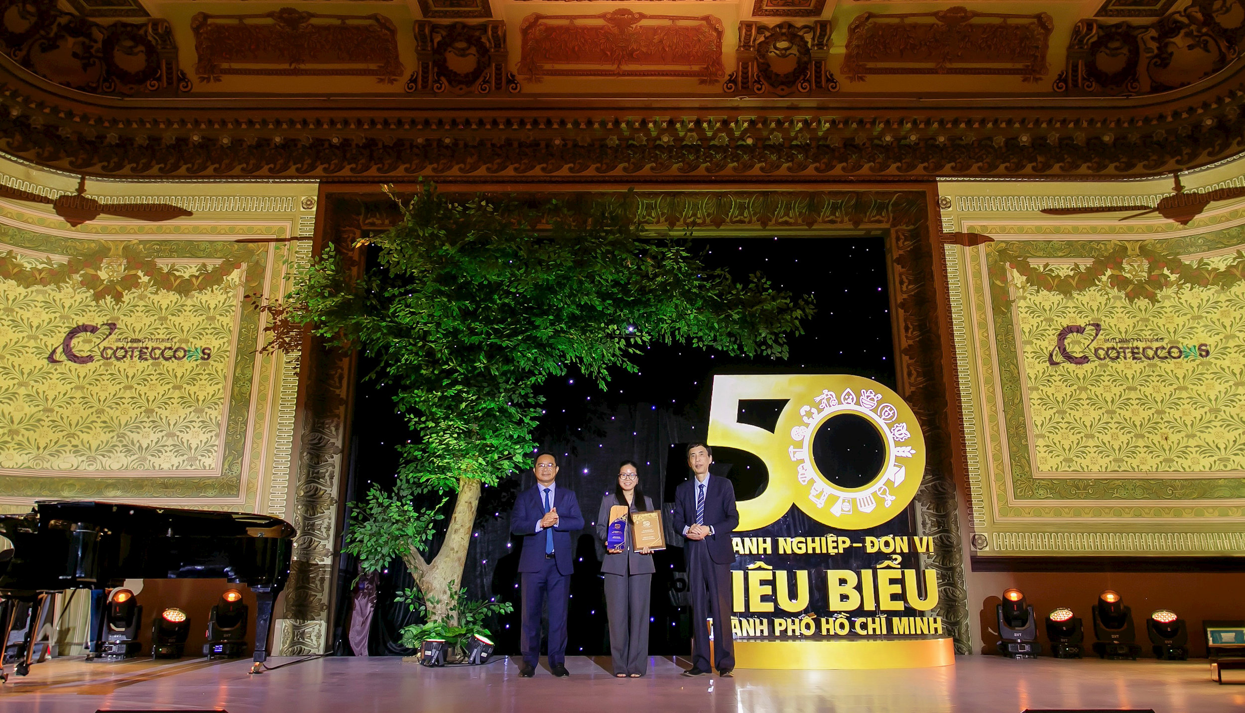 Coteccons được vinh danh doanh nghiệp tiêu biểu có thương hiệu và sản phẩm chủ lực của TP.HCM