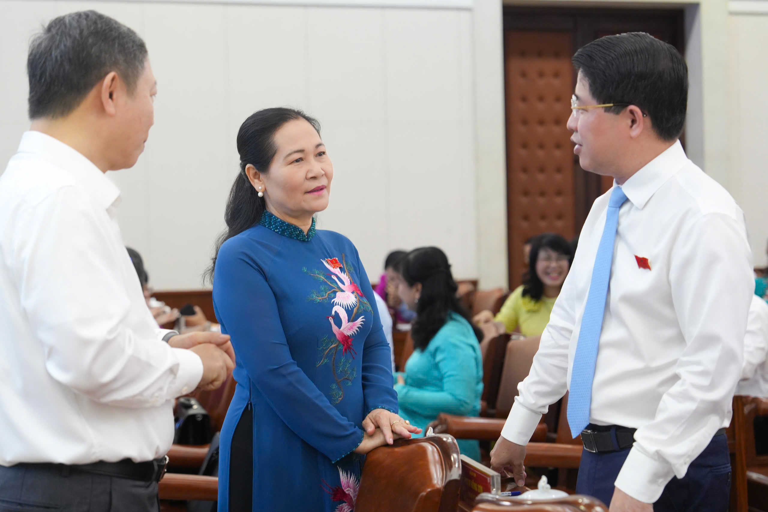 hợp nhất - Ảnh 1.