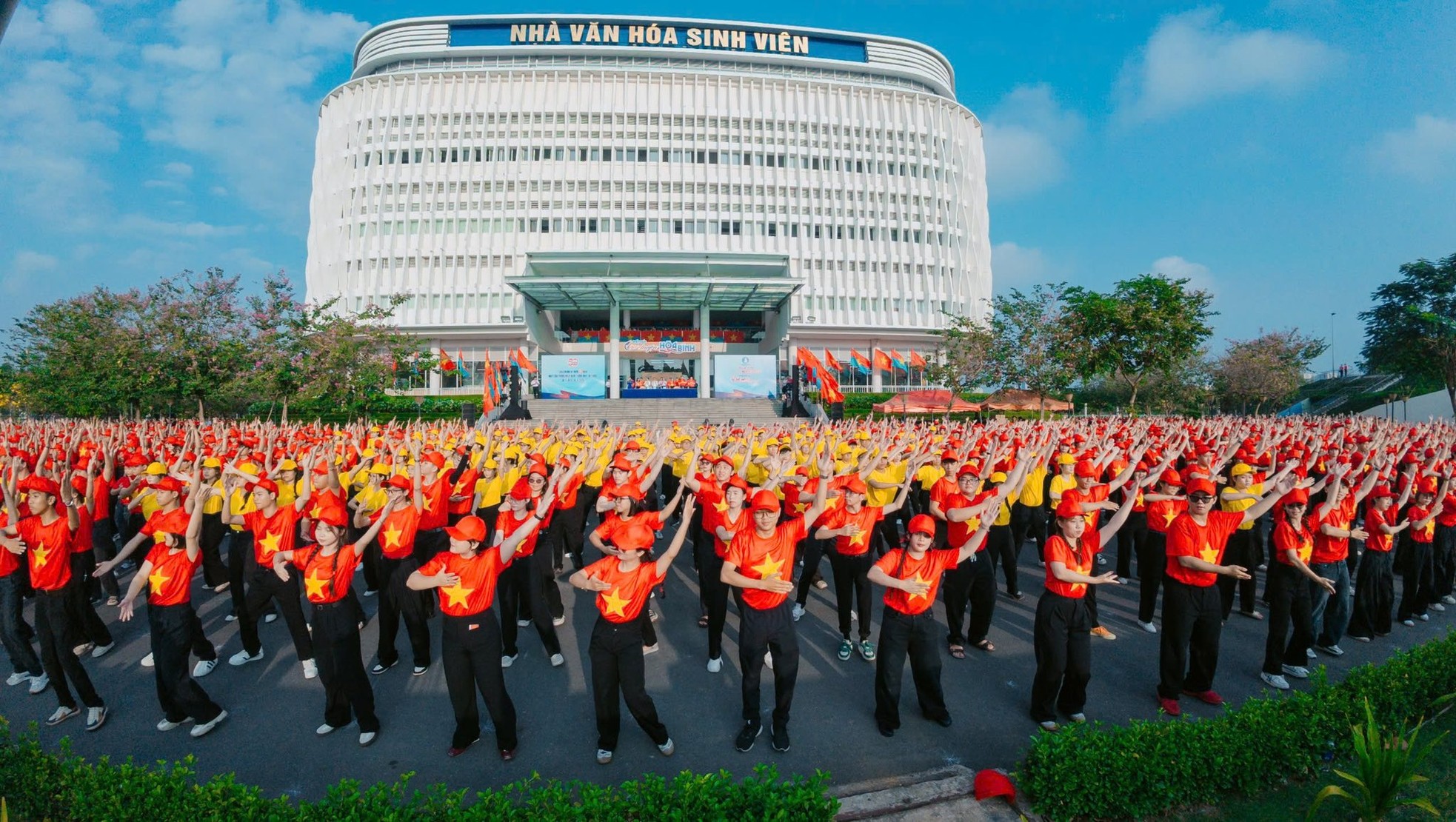 Tổng hợp thông tin báo chí liên quan đến TP. HCM ngày 21/4/2025