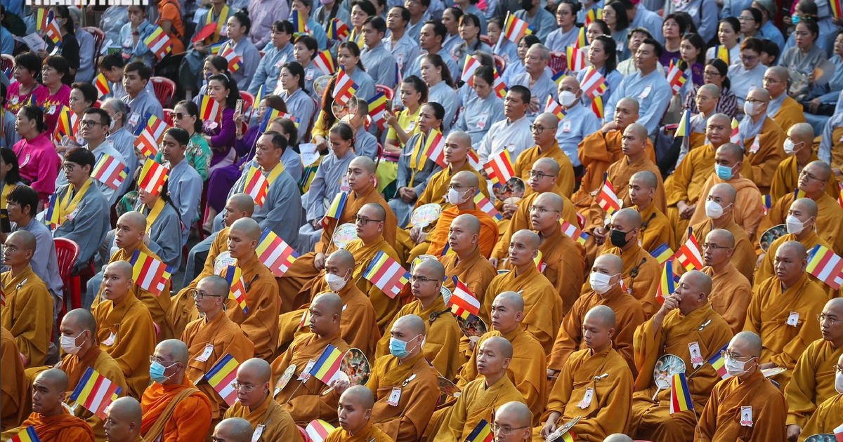 Đại lễ Vesak 2025: 'Chấp nhận sự khác biệt và hoan hỷ cho nhau'