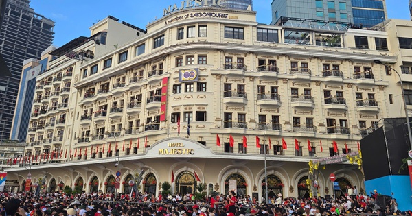 Diễu binh, diễu hành lễ 30-4: Chi tiết các tuyến đường cấm xe từ 3 giờ sáng mai