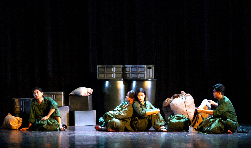 [VIDEO] Điện ảnh & Sân khấu: Những thước phim, vở diễn viết lên lịch sử