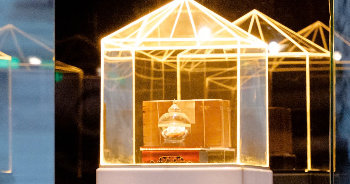 Cung thỉnh xá lợi trái tim Bồ tát Thích Quảng Đức vào tháp Đa Bảo