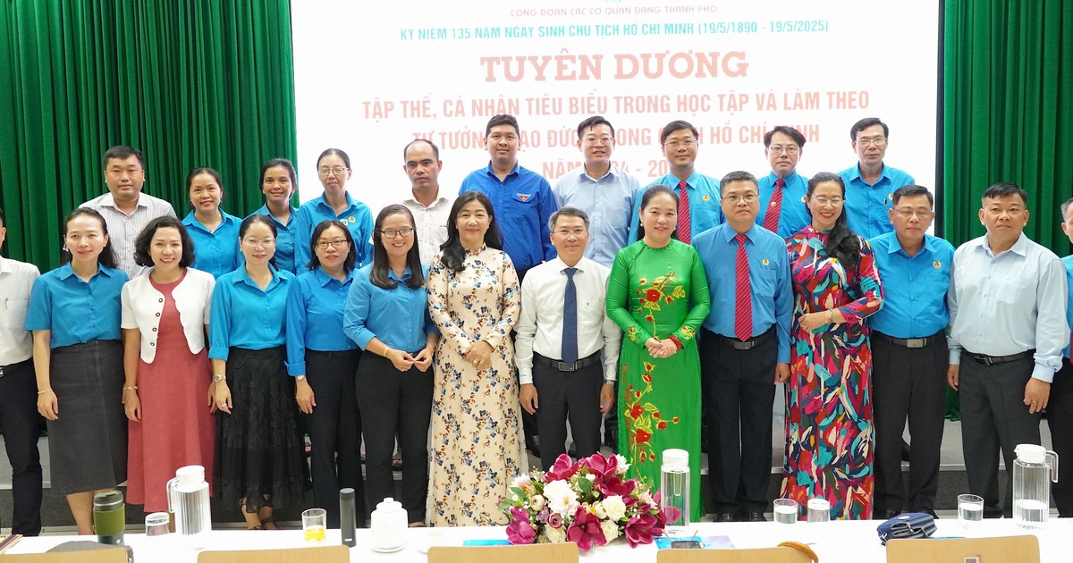 Công đoàn các cơ quan Đảng TPHCM biểu dương 77 tập thể, cá nhân điển hình học và làm theo Bác