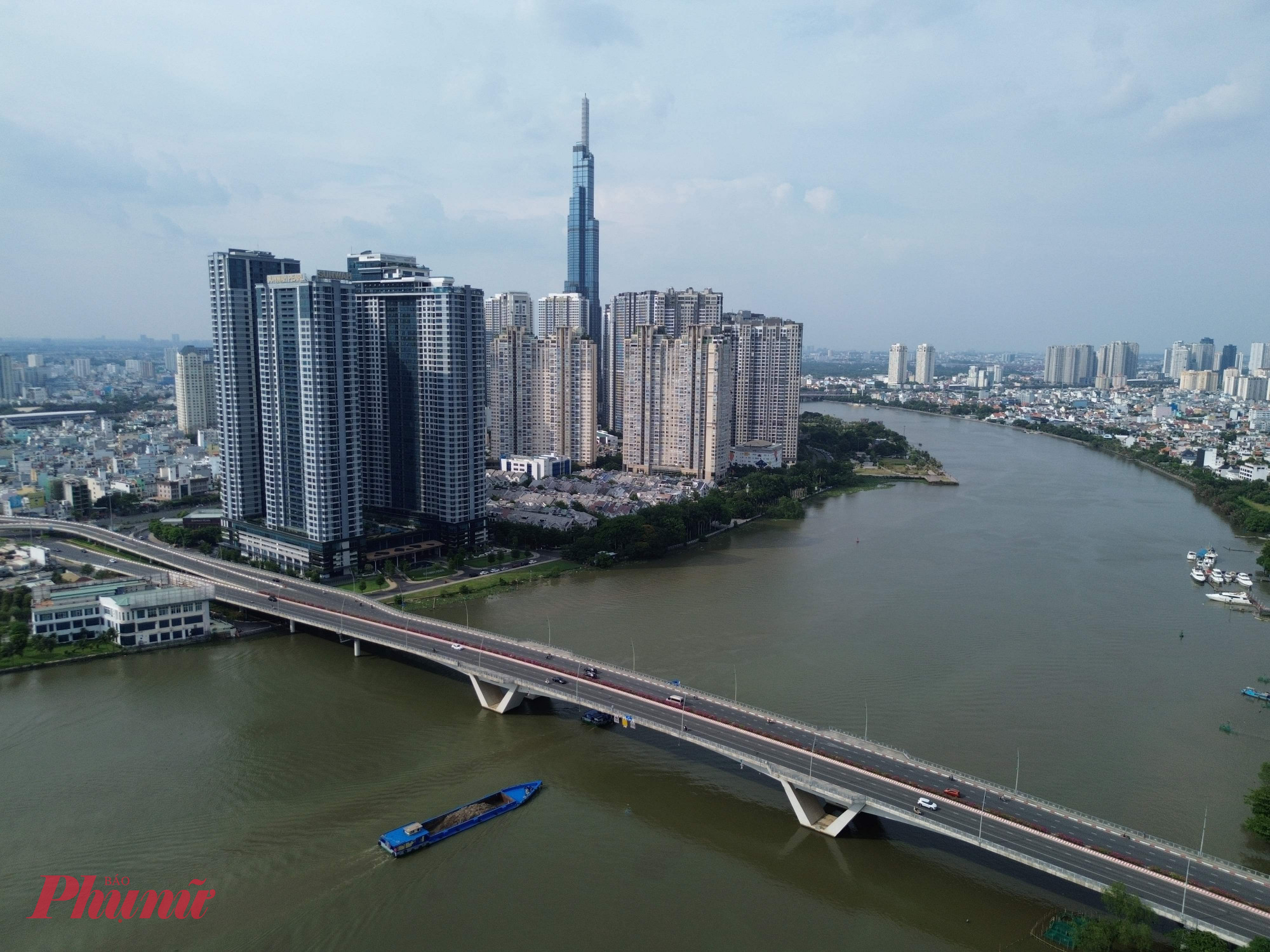 Cầu Thủ Thiêm ở TPHCM - Ảnh: Vũ Quyền