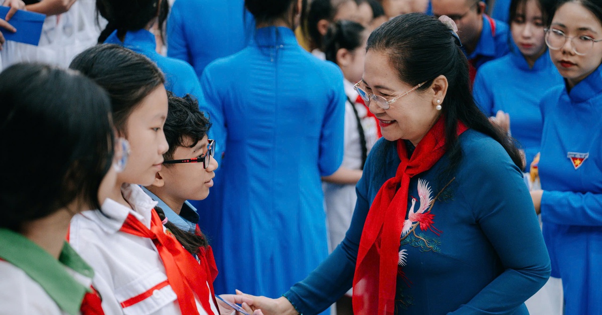 Thiếu nhi TP.HCM đề xuất nhiều ý tưởng thiết thực với lãnh đạo