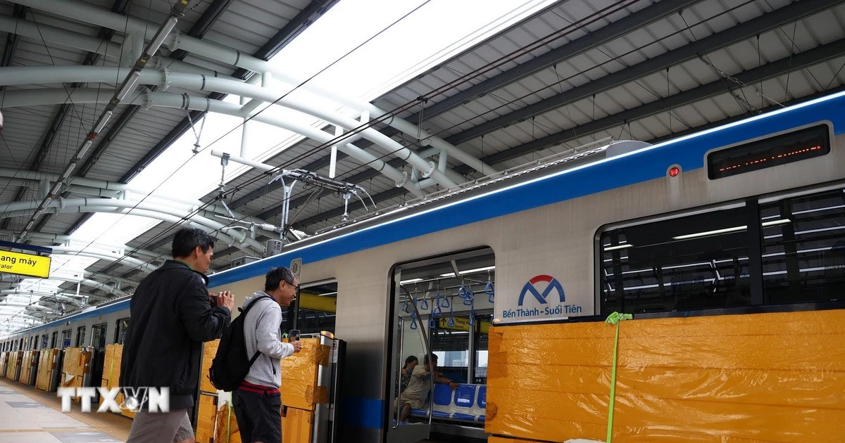 TP Hồ Chí Minh: Tặng vé metro Bến Thành-Suối Tiên cho học sinh, công nhân khó khăn