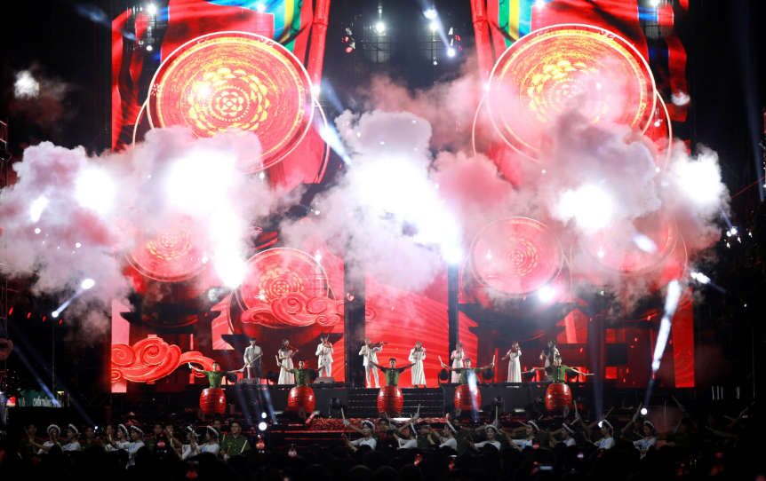 Gala Vinh quang Công an nhân dân Việt Nam ấn tượng ở TP.HCM