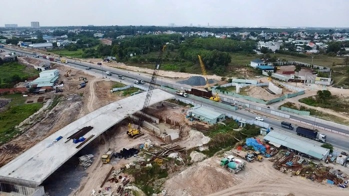 Phấn đấu đưa dự án đường Vành đai 3 TPHCM triển khai đúng tiến độ