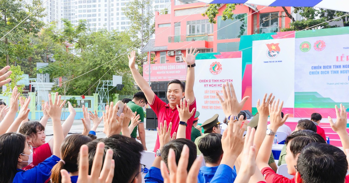 TPHCM: Hơn 100.000 chiến sĩ tình nguyện tham gia Chiến dịch Kỳ nghỉ hồng và Hành quân xanh năm 2025