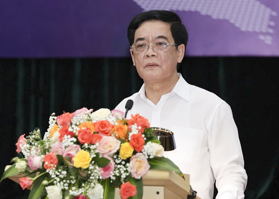 TS - nhà báo Nhị Lê. TS Nhị Lê_2.jpg