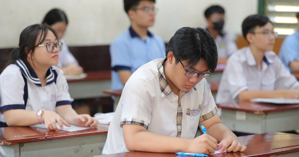 Hướng dẫn quan trọng liên quan đến tuyển bổ sung lớp 10 của Sở GD-ĐT TP HCM