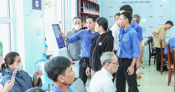 Một số xã, phường ở TP HCM lấy ý kiến cử tri về đổi tên ấp, khu phố