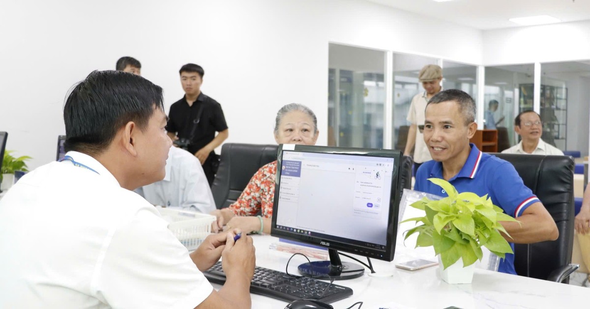 TPHCM phát động đợt thi đua cao điểm “100 ngày hoạt động tinh - gọn - mạnh - hiệu năng - hiệu lực - hiệu quả”