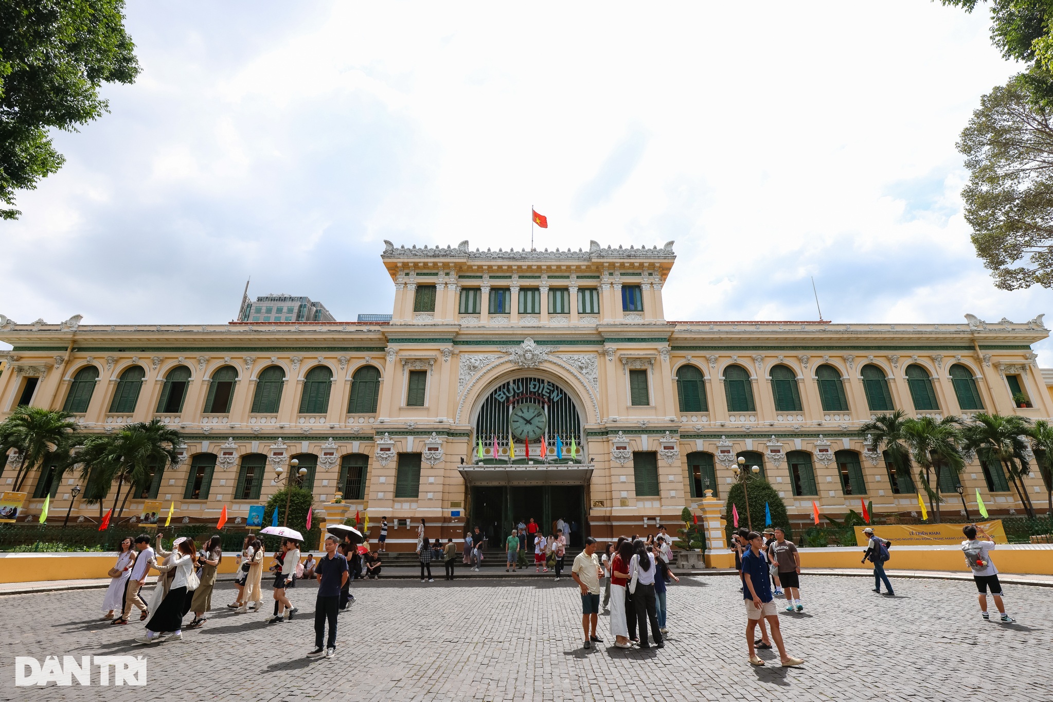 Những công trình mang dấu ấn thế kỷ ở phường Sài Gòn - 9 Những công trình mang dấu ấn thế kỷ ở phường Sài Gòn - 9
