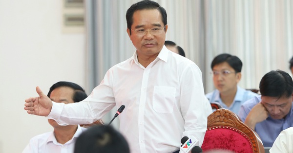 Chủ tịch UBND TP HCM: Chọn 38 trung tâm giải quyết thủ tục phi địa giới hành chính