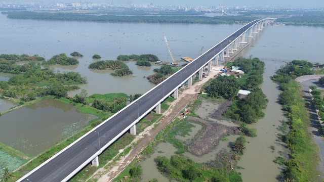 Người dân TP.HCM sắp được đi cầu Nhơn Trạch lớn nhất Vành đai 3 - Ảnh 1.