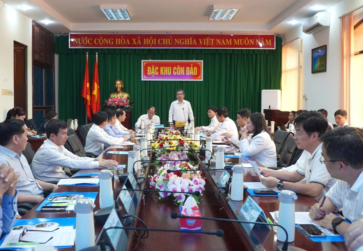 TPHCM bàn giải pháp phát triển y tế chuyên khoa cho đặc khu Côn Đảo