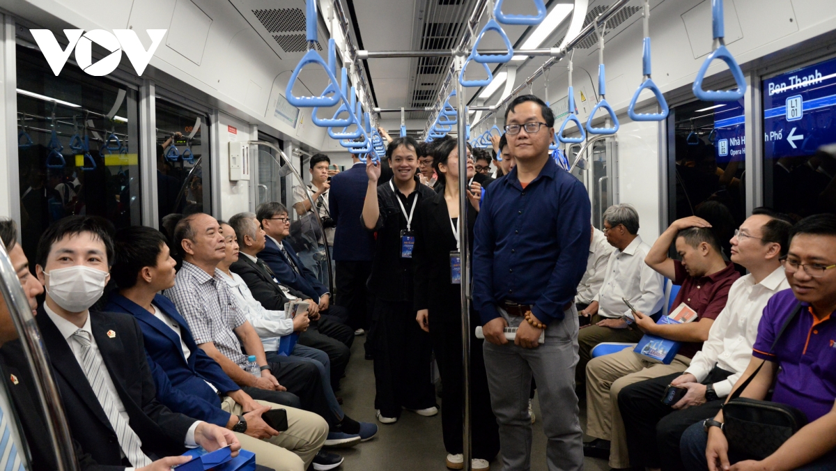 hạ tầng giao thông tp.hcm từ metro đến kết nối vùng chiến lược hình ảnh 1 ha tang giao thong tp.hcm tu metro den ket noi vung chien luoc hinh anh 1