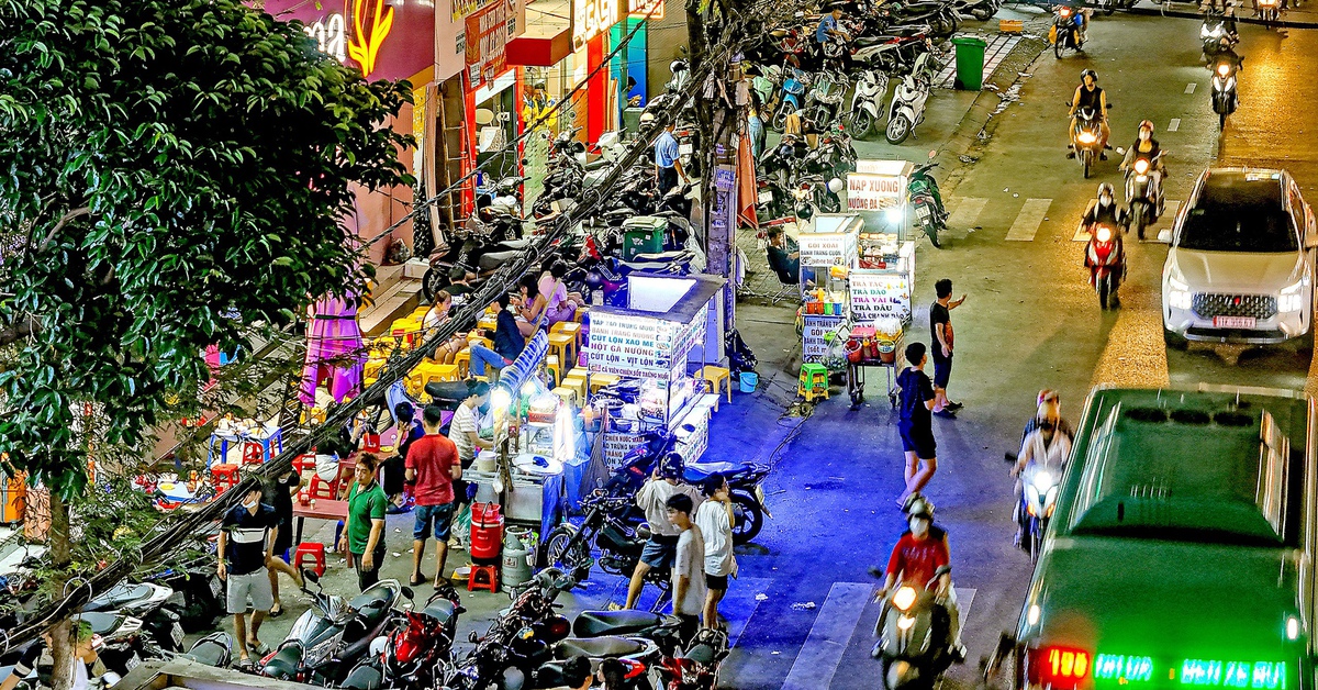 TP.HCM lập đoàn kiểm tra các điểm ‘nóng’ lấn chiếm vỉa hè, nghiên cứu lắp camera phạt nguội