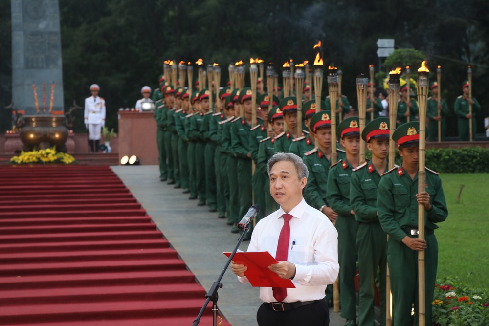 Đồng chí Đặng Minh Thông phát biểu tại lễ thắp nến tri ân IMG_1709.JPG