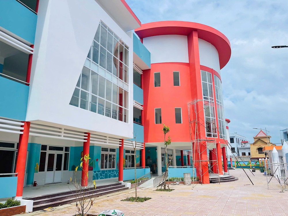 Dự án xây mới Trường Mầm non Rạch Dừa (phường Rạch Dừa) đã hoàn thành tiến độ 98%. Ảnh: KHÁNH CHI !4a.jpg