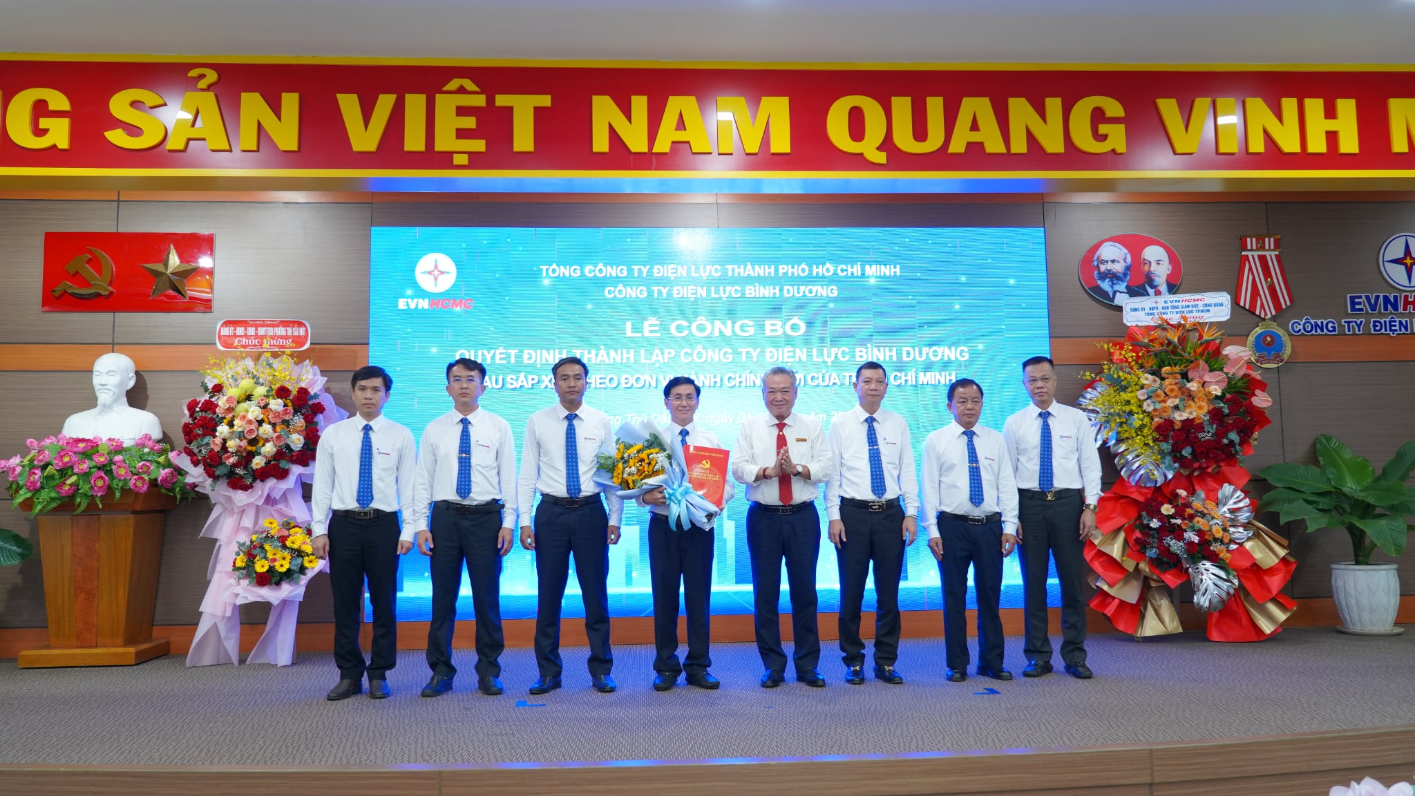 công ty điện lực - Ảnh 3.