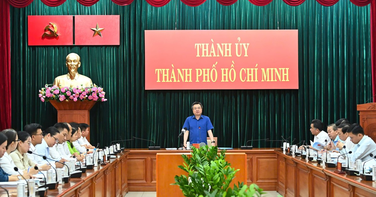 Thành ủy TPHCM điều chỉnh nội dung lấy ý kiến góp ý các văn kiện đại hội