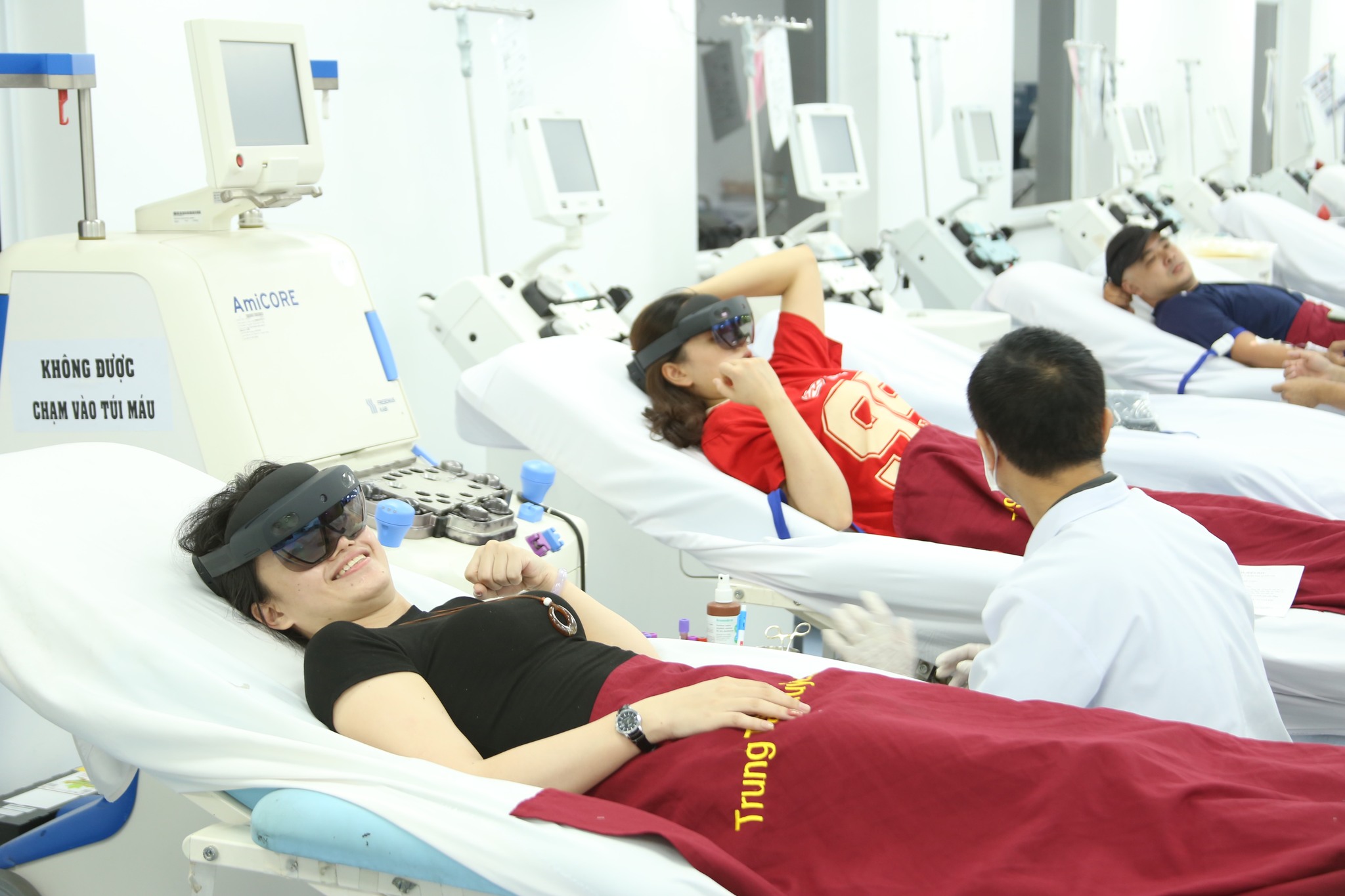 TP.HCM kêu gọi khẩn cấp hiến máu cứu người- Ảnh 1. TP.HCM kêu gọi khẩn cấp hiến máu cứu người- Ảnh 1.