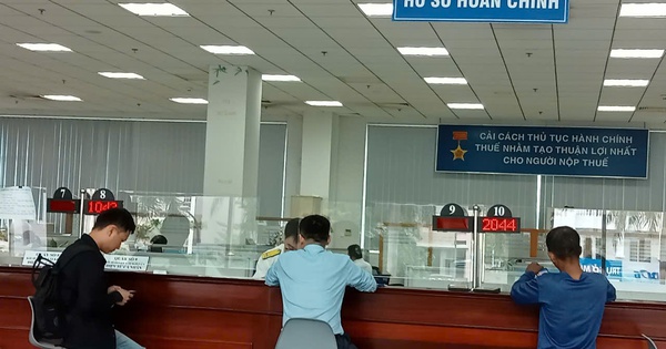 Thuế TP HCM công khai danh sách công chức hỗ trợ người nộp thuế